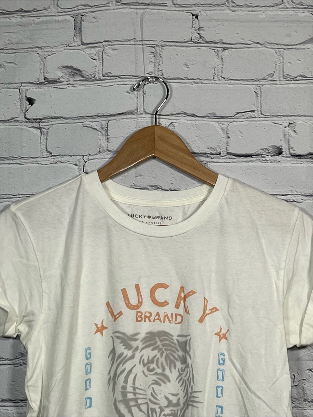 Lucky Brand T Shirt Womens Size XS White Good Fortune Short Sleeve - Picture 2 of 9